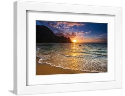 Sunset over the Na Pali Coast from Tunnels Beach, Haena State Park, Kauai, Hawaii, USA - White Framed Art Print Wall Art, 12x8